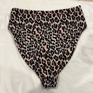 Skatie Monroe bottom